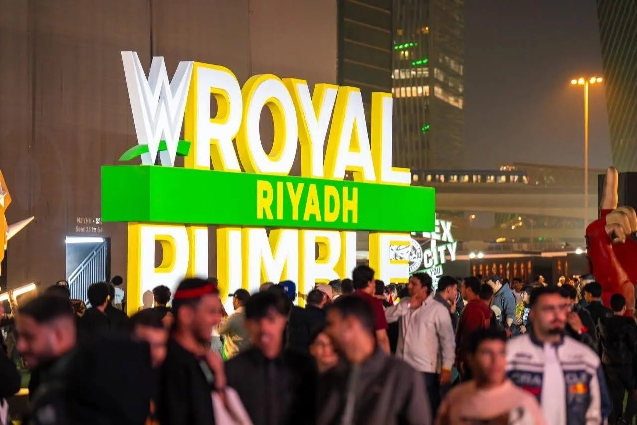 Signalétique WWE Royal Rumble Riyadh dans la Fan Zone